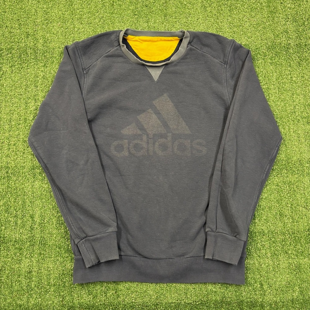 Y2K Adidas Crewneck Sweater